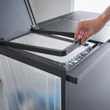 YAMAZAKI Črn kovinski koš za smeti za ločevanje odpadkov Tower – | Shoptok.si