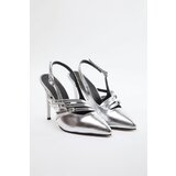 Trendyol Silver Band Detailed Pointed Toe Women's Thin Heel Shoes | shoptok.hr