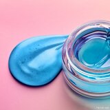 Essence Superman rdečilo 6.4 g | Shoptok.si