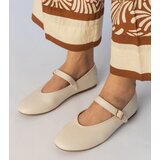 Gemre Beige women's ballet flats with buckle Mollis | Shoptok.si