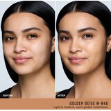 Bobbi Brown Serum Silk Foundation blagi puder s posvjetljujućim učinkom nijansa Golden Beige 30 ml | shoptok.hr