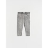 Reserved kavbojke skinny spranega videza - svetlo siva | Shoptok.si