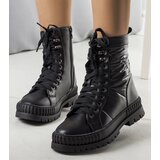 D/CEO Black patent leather strada boots Cene