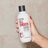 KMS All Smooth Shampoo šampon za zaglađivanje za jaku, grubu i suhu kosu 300 ml | shoptok.hr