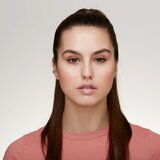 Essence Extreme Shine sijaj za ustnice za večji volumen odtenek 04 Purple Rain 5 ml | Shoptok.si