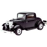 MILENIJUM MET.AUTO 1:24 1932 FORD COUPE Cene