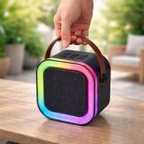  Karaoke set z zvočnikom, dvema mikrofonoma, LED lučkami, črne barve | Shoptok.si