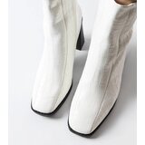 Gemre White ankle boots with crocodile leather imitation Belluci | Shoptok.si
