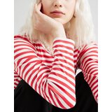 Pieces Majica 'PCRUKA' jarko crvena / bijela | shoptok.hr