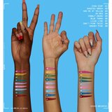 NYX Professional Makeup Vivid Brights črtalo za oči v živih barvah 2 ml Odtenek 02 ghosted green | Shoptok.si