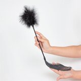 SECRET PLAY Feather Tickler & Whip Black Cene