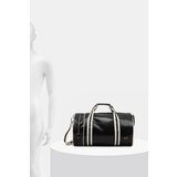 Fred Perry Potovalne torbe CLASSIC BARREL BAG Zelena | Shoptok.si