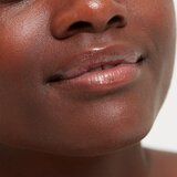 Gosh Lip Oil tonirno olje za ustnice odtenek 005 Cherry Blossom 4 ml | Shoptok.si