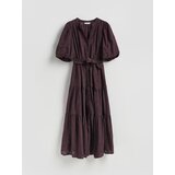 Reserved Maxi haljina s vezom - boja kestena | shoptok.hr