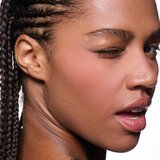 MAC Cosmetics Skinfinish Colourstruck rumenilo nijansa Melba 4.5 g | shoptok.hr
