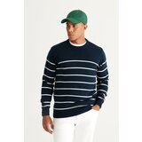AC&Co / Altınyıldız Classics Men's Navy Blue-ecru Standard Fit Regular Cut Crew Neck Striped Knitwear Sweater. Cene