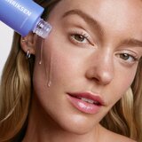 OLEHENRIKSEN Transform Silkfoliant Daily Tri-Acid Smoothing Toner with Mandelic Acid nežni eksfoliacijski tonik za vsakodnevno uporabo 120 ml | Shoptok.si