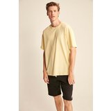 Grimelange Jett Men's Oversize Fit 100% Organic Cotton Thick Textured Crew Neck Yellow T-shirt cene