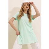 Trend Alaçatı Stili Women's Green Crew Neck Side Slit Cotton Basic T-Shirt Cene