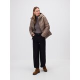Reserved Jakna s kontrastnim umetkom - smeđesivo | shoptok.hr