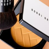 Bobbi Brown Vitamin Enriched Pressed Powder kompaktni puder s hidratantnim učinkom nijansa Peach 8 g | shoptok.hr
