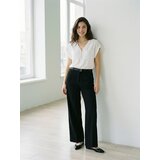 Sinsay Viskozna bluza s V izrezom i patentnim zatvaračem | shoptok.hr