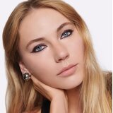 WONDERSKIN 1440 Longwear Eyeliner dolgoobstojni svinčnik za oči odtenek Eggplant 1.2 g | Shoptok.si