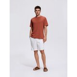 Reserved Regular fit majica kratkih rukava od strukturirane tkanine - boja kestena | shoptok.hr