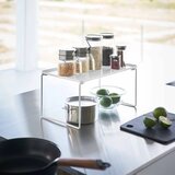 YAMAZAKI Bijela metalna dodatna kuhinjska polica 41x24 cm Tower – | shoptok.hr