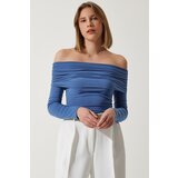  Women's Indigo Blue Off-the-Shoulder Shirring Detailed Blouse | Shoptok.si