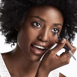 Clinique Quickliner&amp;trade; for Eyes Intense Lustre svinčnik za oči z ble&amp;scaron;čicami odtenek Chocolate 0.25 g Slike