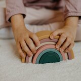 Petite&Mars Rainbow 12m+ aktivnostna igrača Intense Ochre 1 kos | Shoptok.si