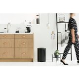 Brabantia Koš za smeti s pedalom 20 L s plastičnim vložkom - mat črna | Shoptok.si