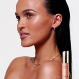 MAC Cosmetics Skinfinish Lightstruck tekoči osvetljevalec odtenek Bubbled Over 15 ml | Shoptok.si