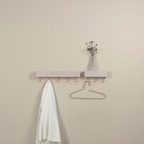 Spinder Design Siv/bež kovinski stenski obešalnik s polico Dax Play – | Shoptok.si