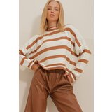 Trend Alaçatı Stili Women's Biscuit Crew Neck Striped Crop Oversize Knitwear Sweater Cene