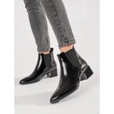 Shelvt Women's black Chelsea boots with an almond toe | shoptok.hr