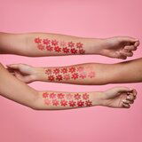 Benefit California Kissin' ColorBalm balzam za ustnice odtenek 00 Cherry 3 g | Shoptok.si