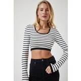 Happiness İstanbul Women's White Striped Ribbed Crop Knitwear Blouse Cene