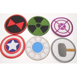 Merchandise Set od 6 našivaka Avengers 7,6 cm Cene
