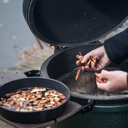 Big Green Egg aromatični čips trešnja Cene