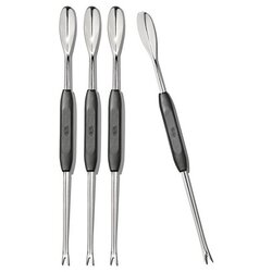 Oxo Set of 4 Lobster and Seafood Forks with Non-Slip Handles, (21740329) Cene