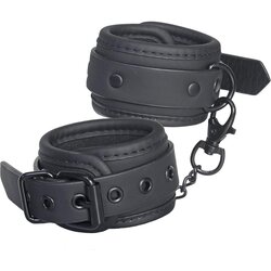 DREAMTOYS Blaze Handcuff Black Cene