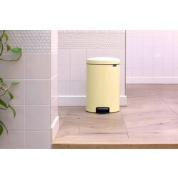 Brabantia Kanta za smeće s pedalom Newicon 20 L s plastičnim unutarnjim dijelom - Mellow Yellow Cijene