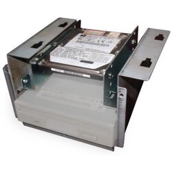 Gembird MF-3241 adapter za montazu 4 X 2.5" hard diska u 3.5" otvoru Cene