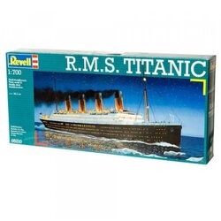 Revell maketa r.m.s. titanic ( RV05210/150 ) Cene