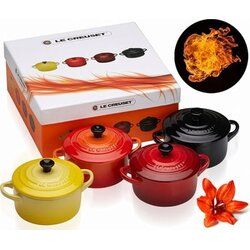 Le Creuset Stoneware Set of 4 petite Casseroles 10x5cm red Cene