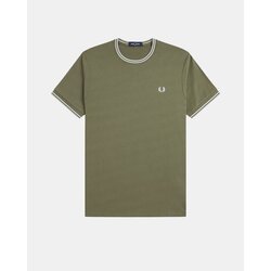 Fred Perry Majice s kratkimi rokavi M1588 Zelena Cene