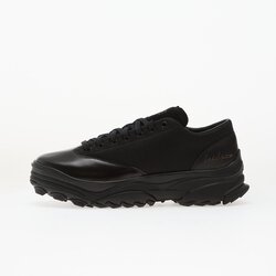 Y-3 Sneakers Gsg9 Lo Black/ Black/ Black EUR 42 2/3 Cene