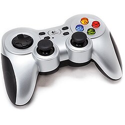 Gamepad Logitech F710 Cene